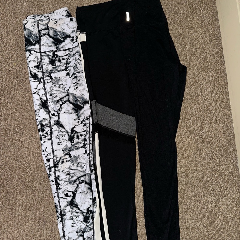 Zella Black and White Leggings Sporty Floral Design
